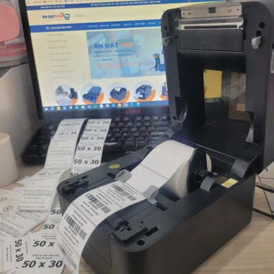 Giấy decal in nhiệt 50x30mm cuộn 900 tem